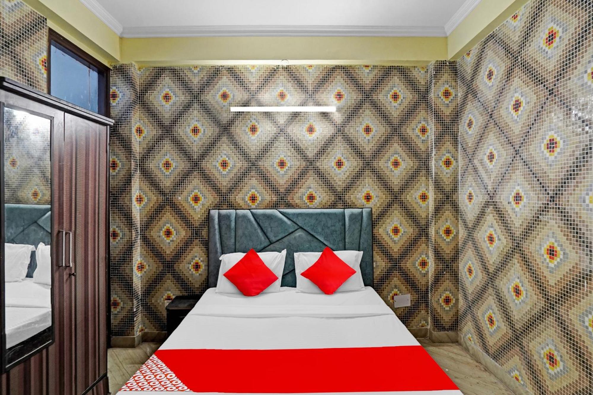 Hotel O Park View Noida Ngoại thất bức ảnh