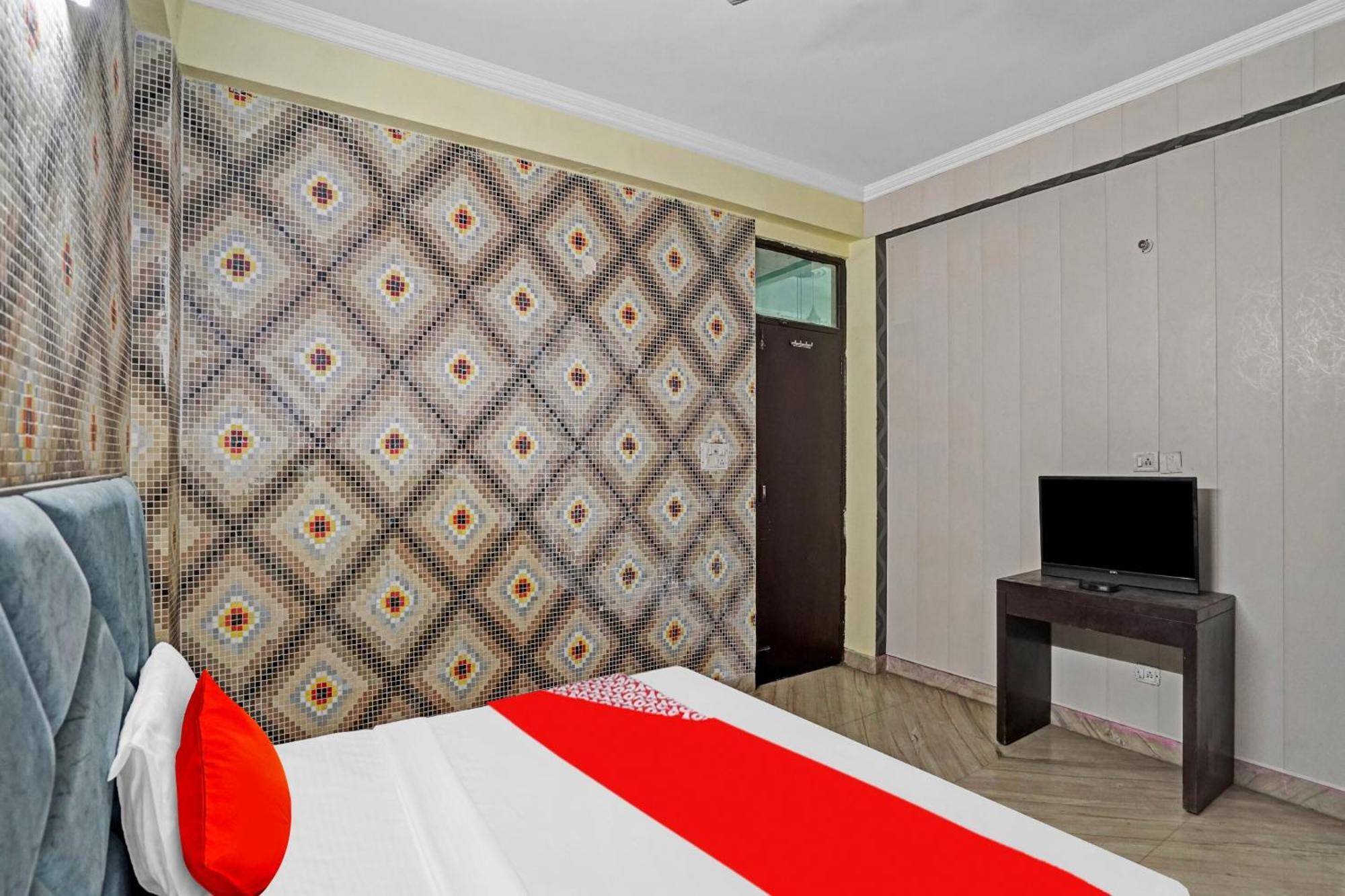 Hotel O Park View Noida Ngoại thất bức ảnh